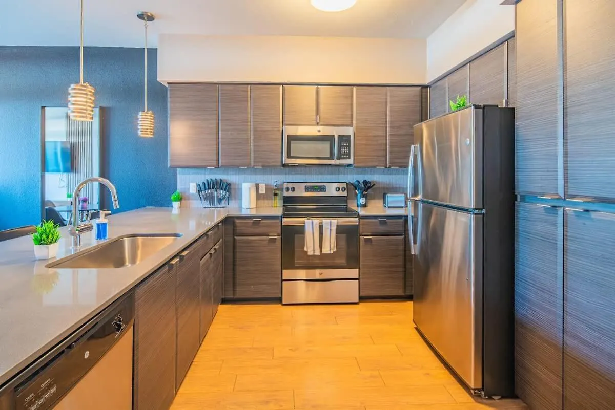 Homey 1Bd - Dt Phx - Parking, Gym, Pool - Sleeps 6 Phoenix